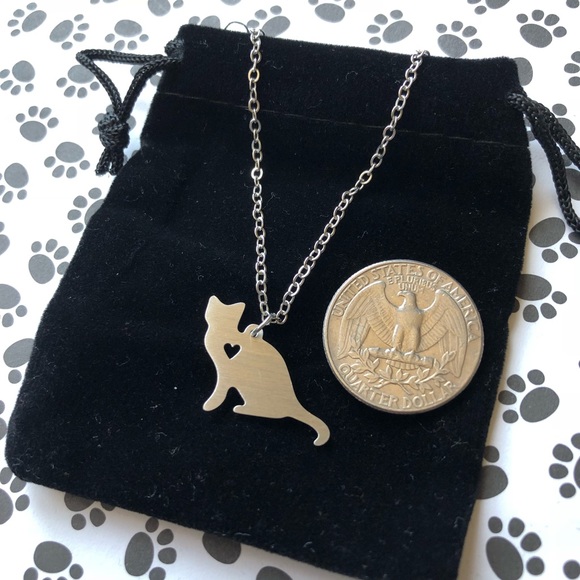 NEW Love Cats Necklace - Picture 3 of 4